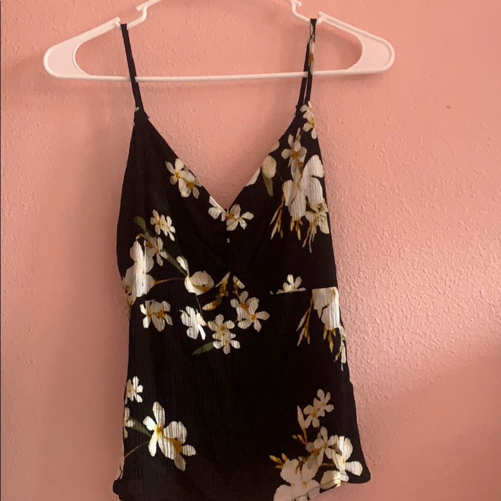 fitted tank top